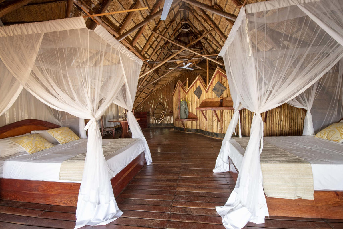 Thatched chalet gallery image 2