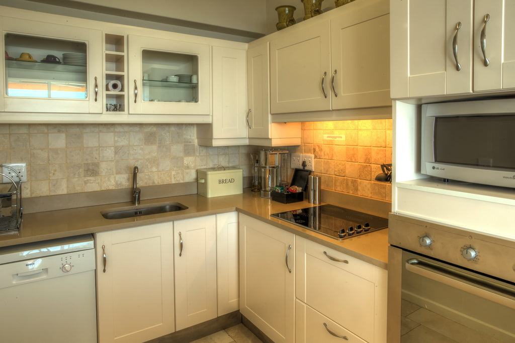 Fully Equipped Kitchen on Lower Level
