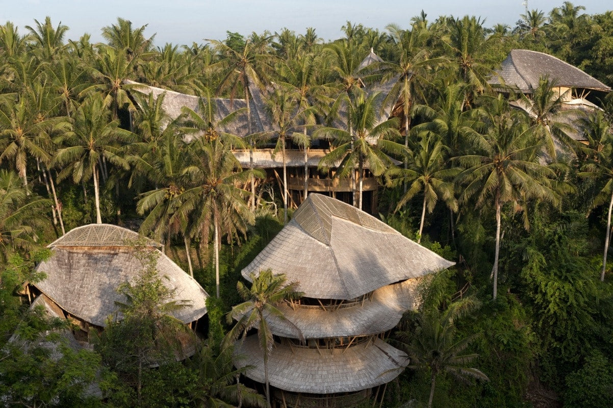 Tour Green Village
