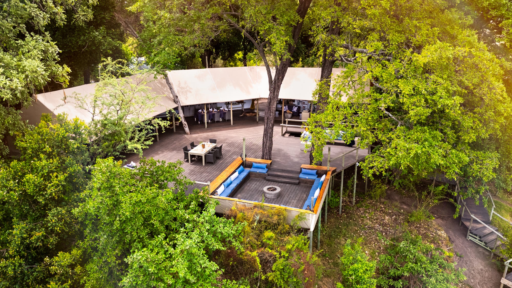 Kazile Island Lodge Main Area