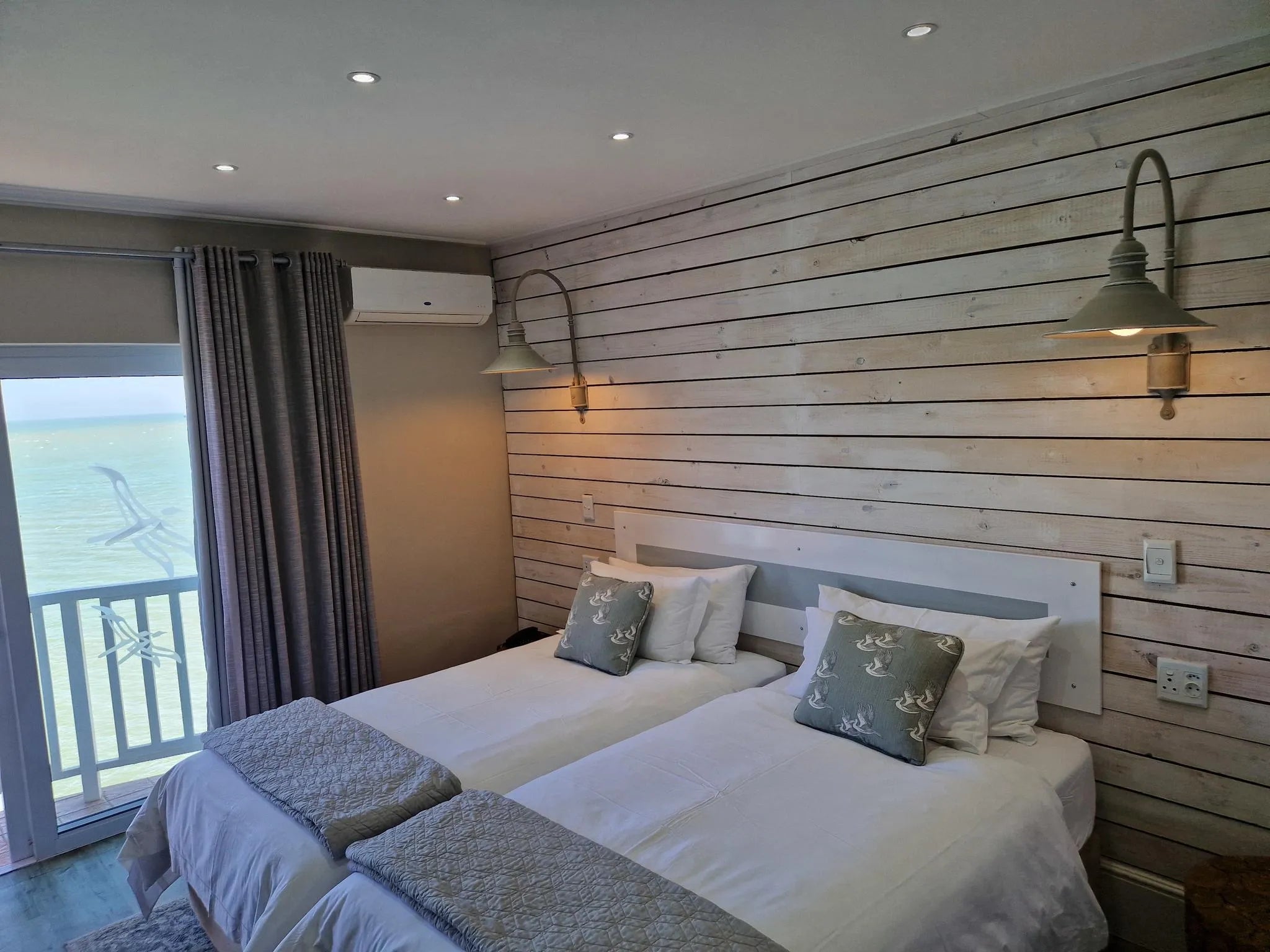 Room gallery image 5.