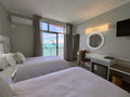 COMFORT FAMILY ROOM
