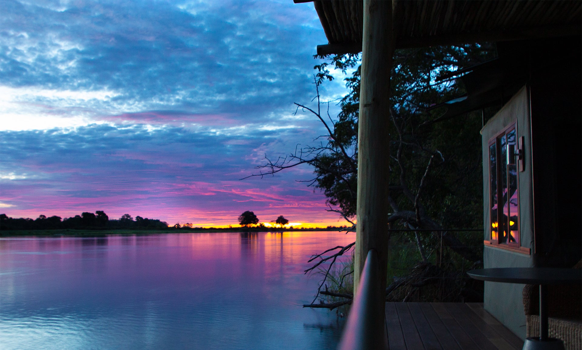 Ndhovu Safari Lodge - River Suite