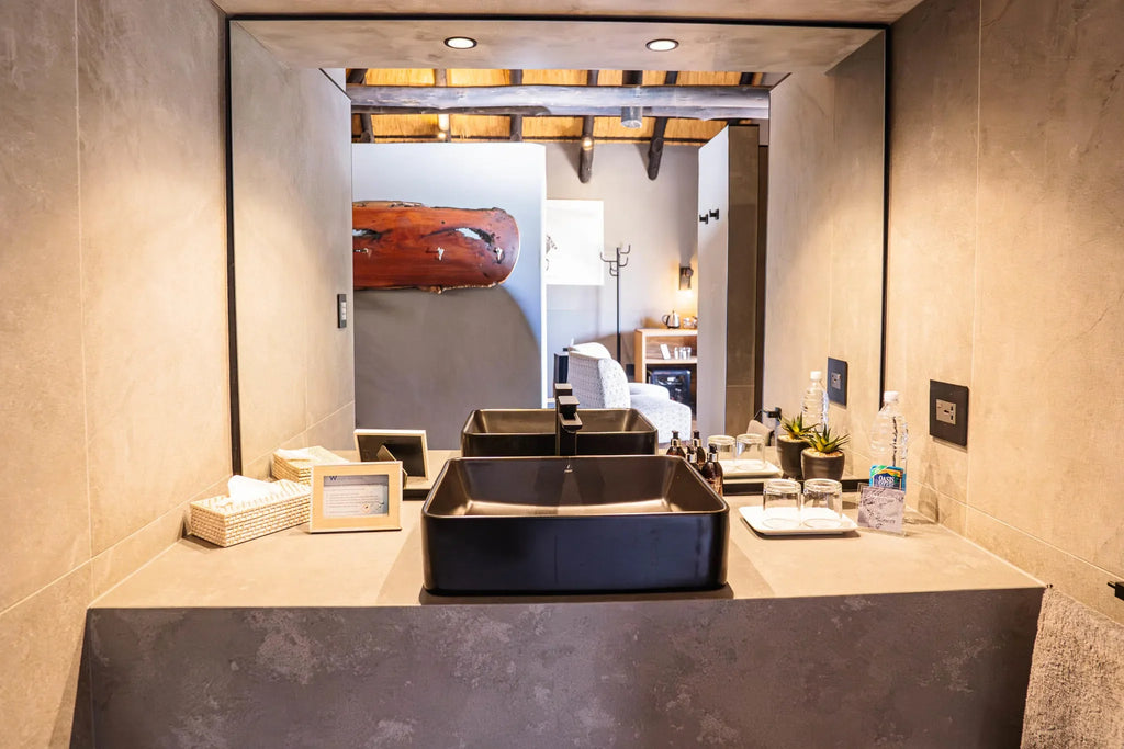 Room gallery image 4.
