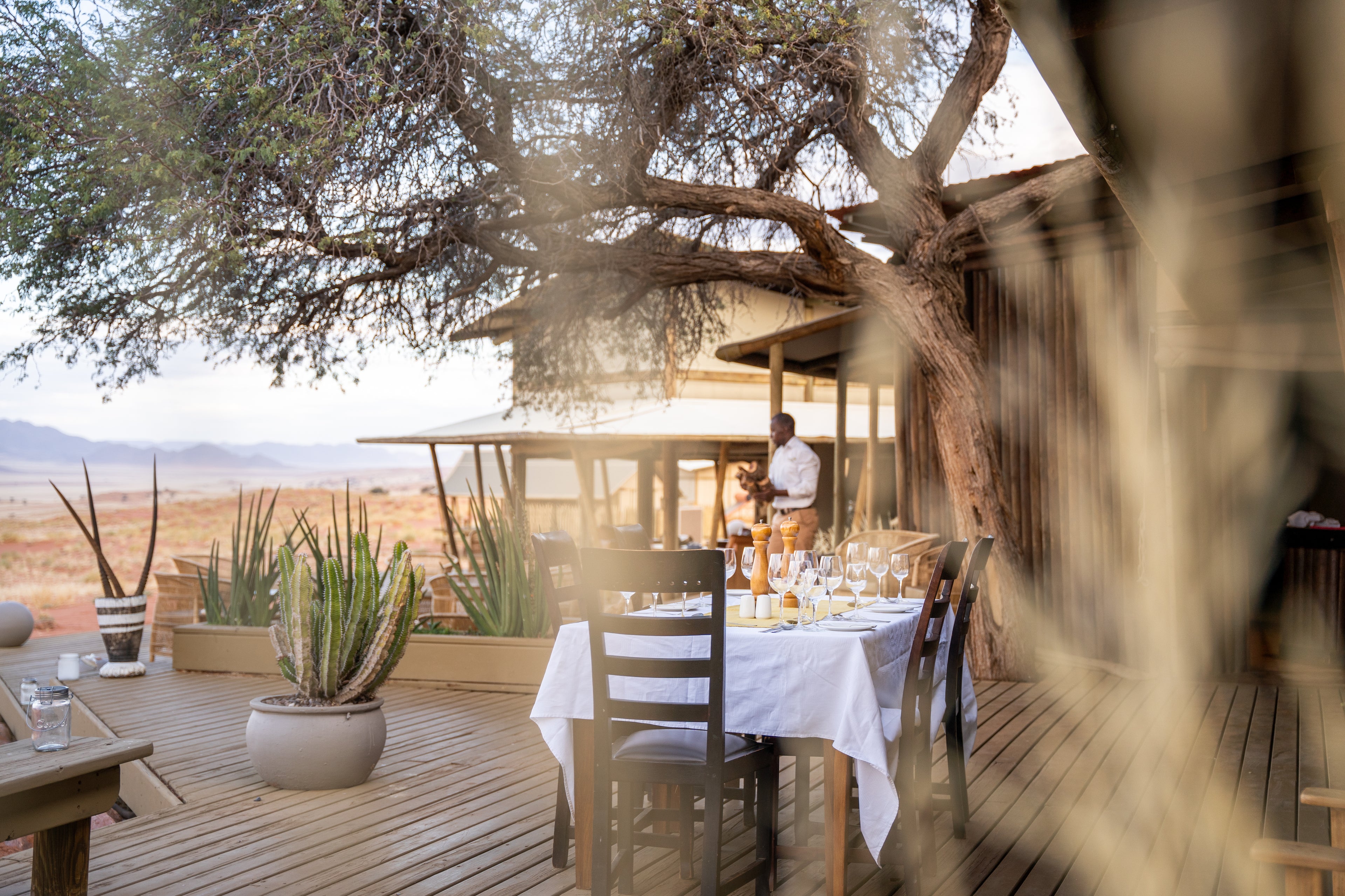 Dune camp dining
