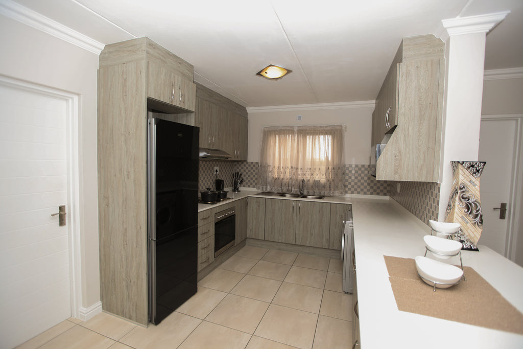 SD Phaswana Luxury Home
