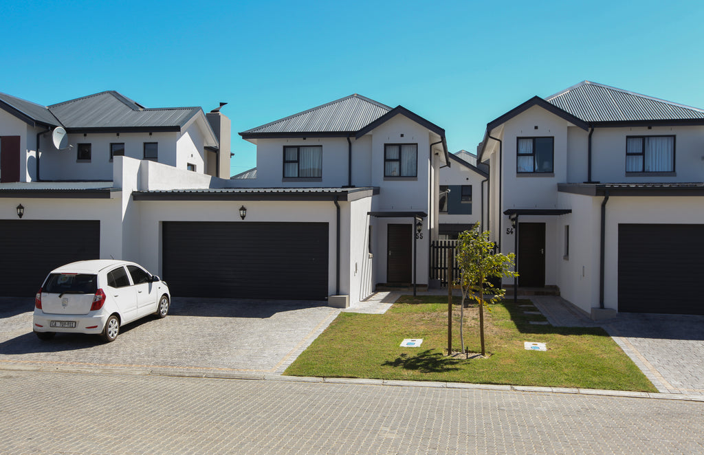 SD Phaswana Luxury Home