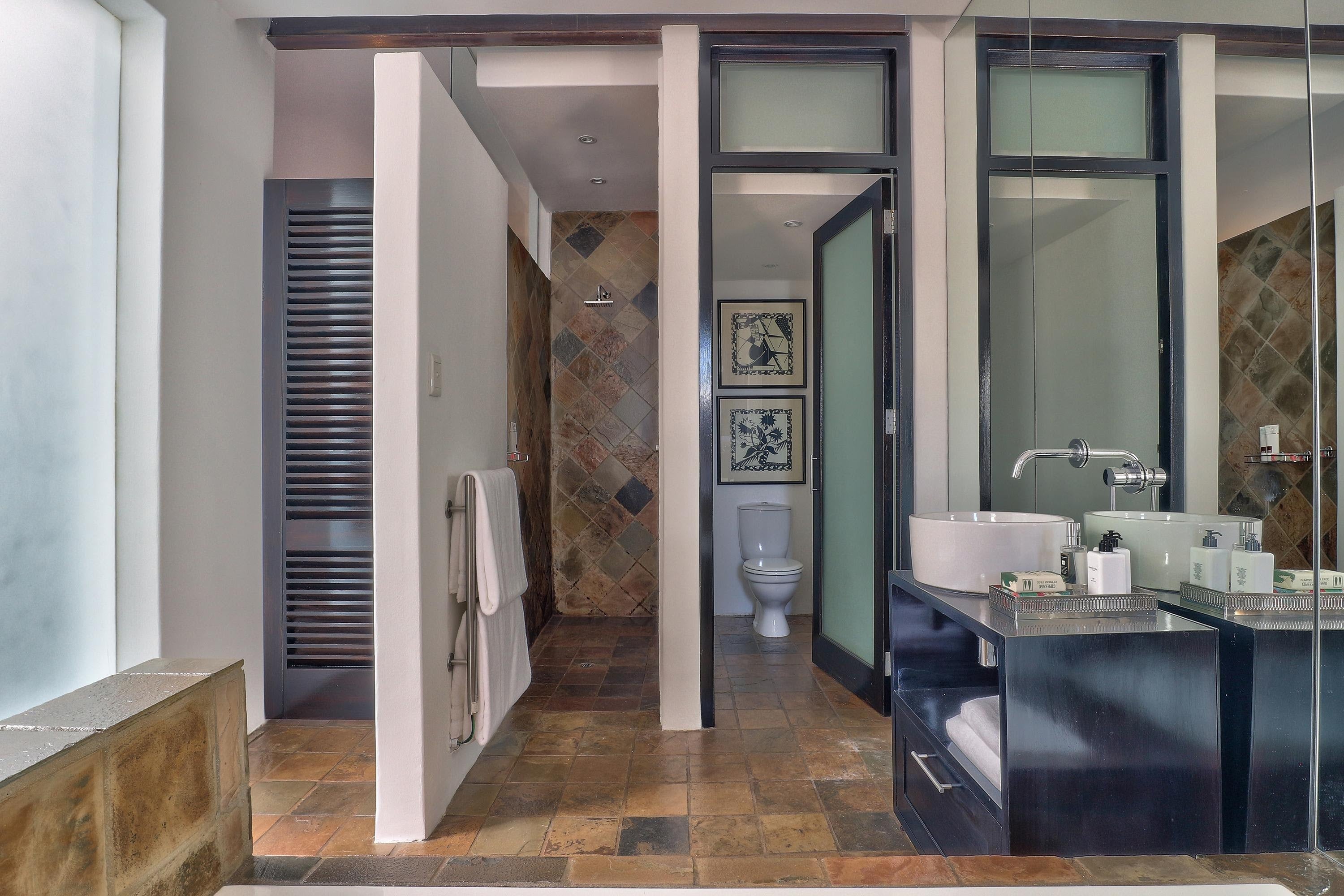 Clydebank Cottage - Bathroom
