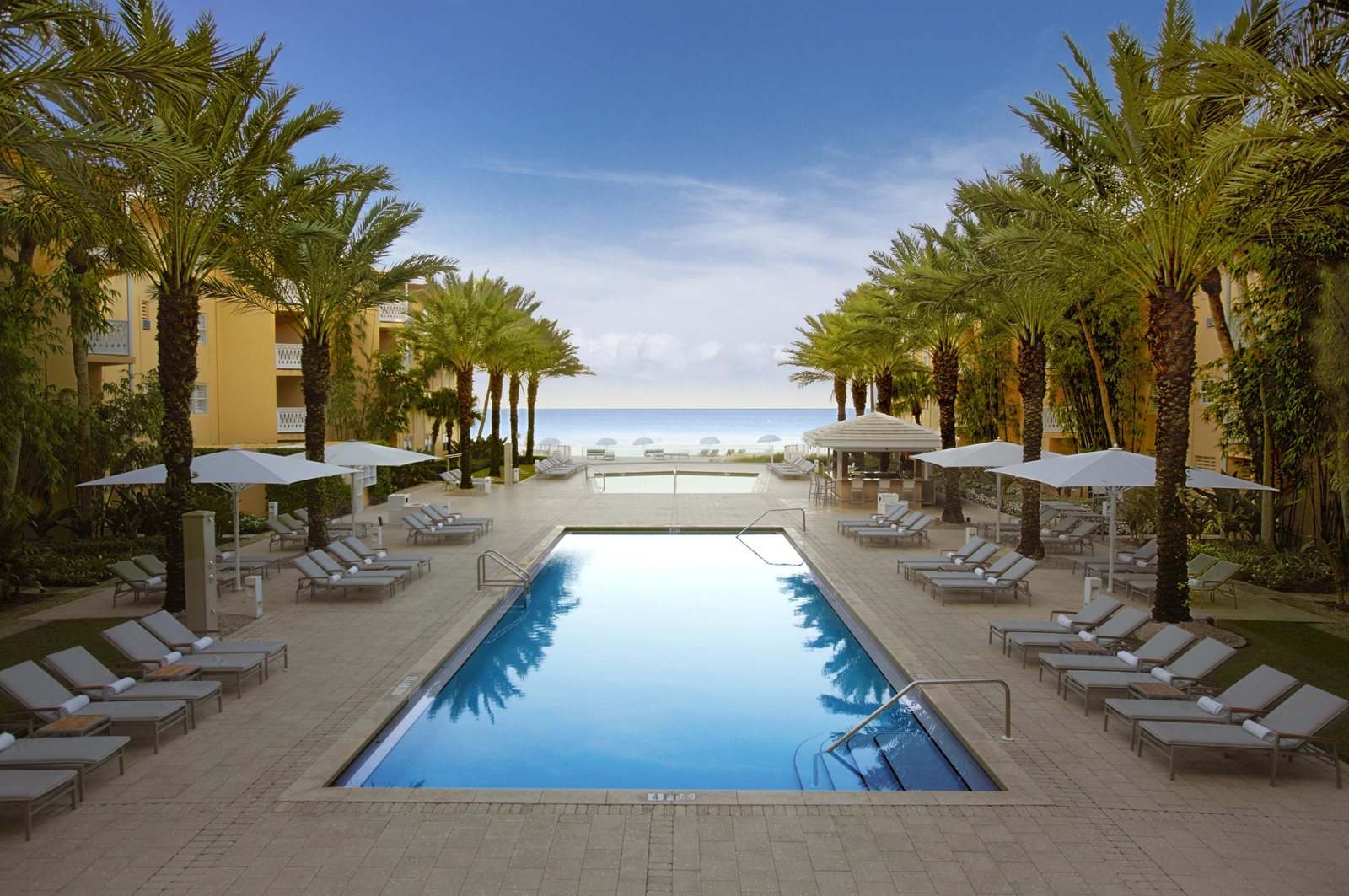 Edgewater Beach Hotel