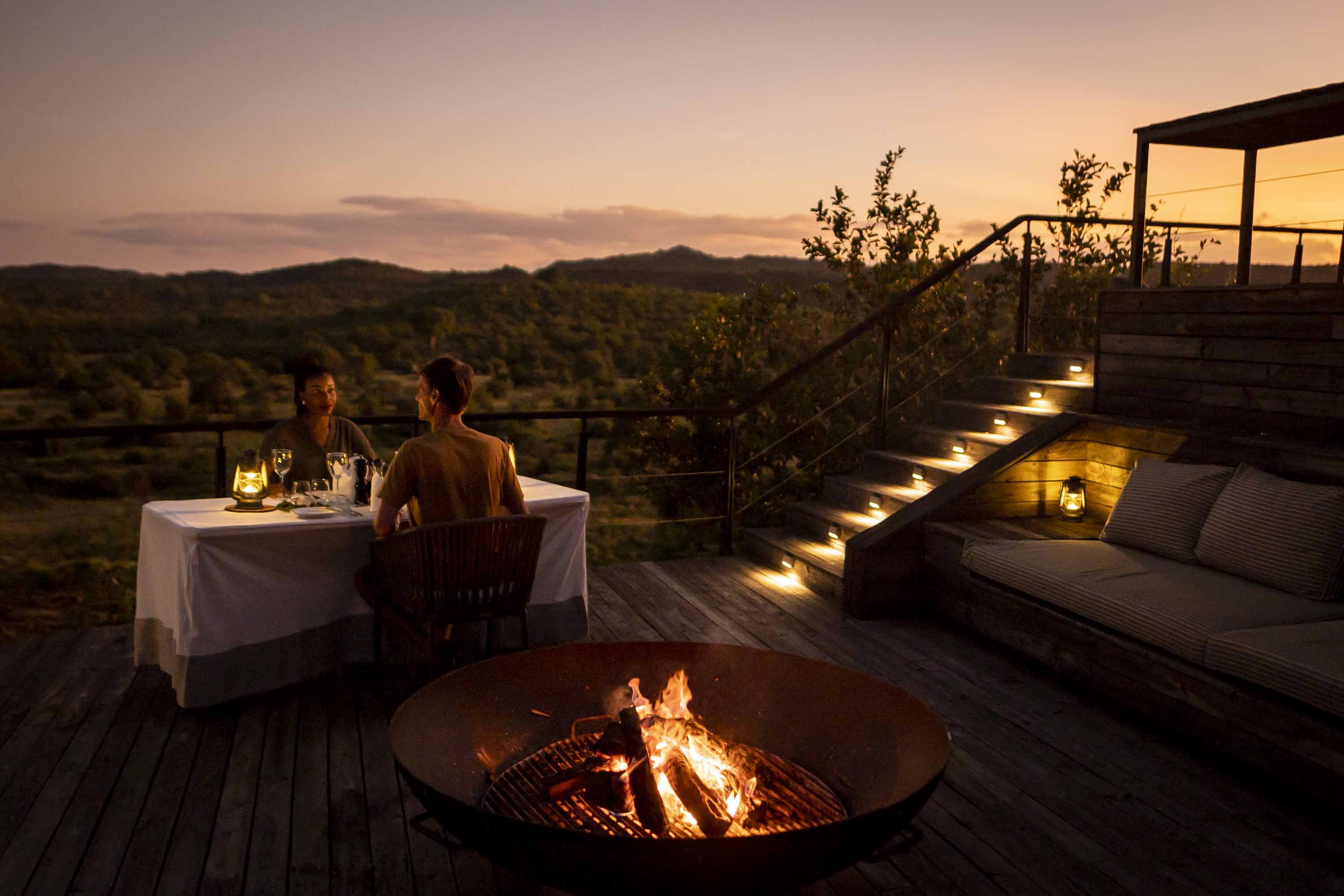 Starlit dinners at Pel's Post