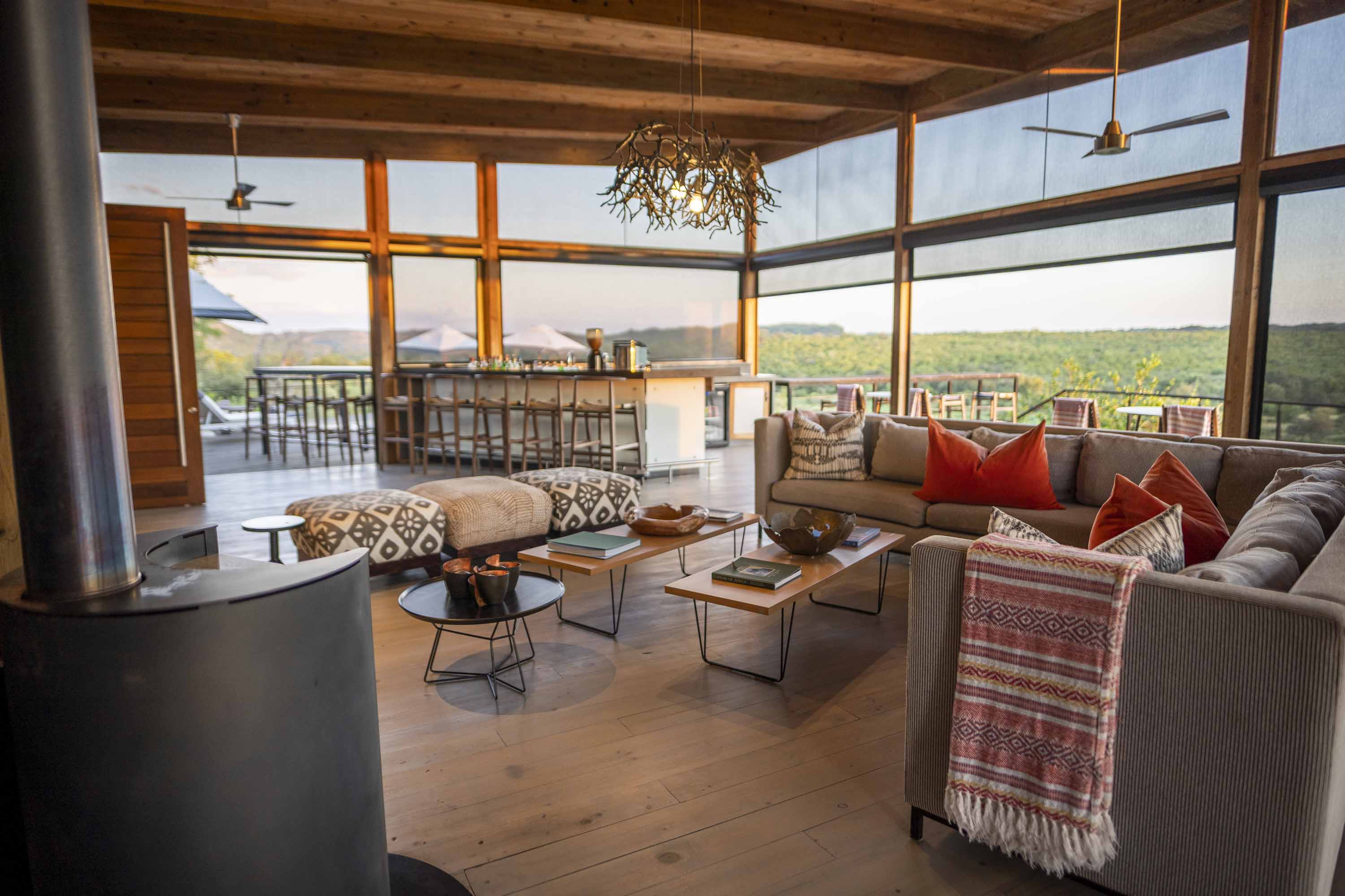 Pel's Post Main Lodge