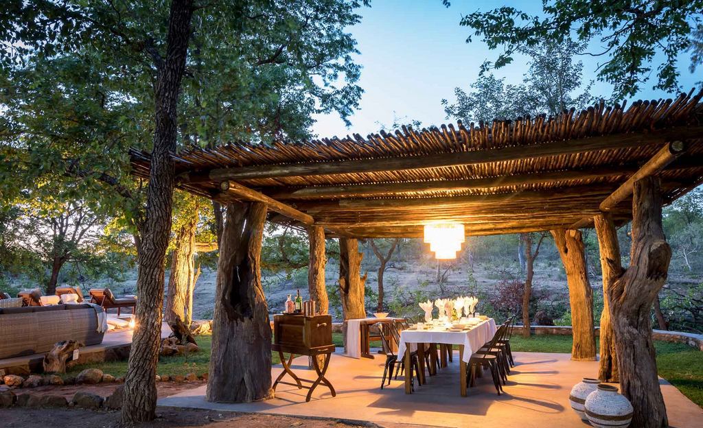 Outdoor Dining Overlooking Waterhole