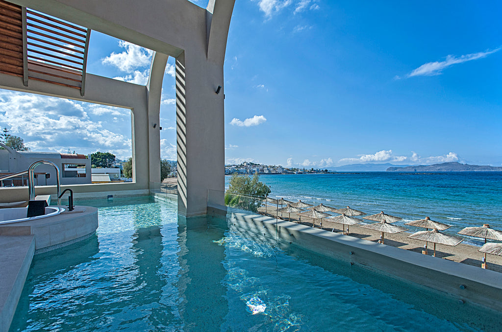 Ultimate Haven Sea Front with Heated Private Pool and Jacuzzi