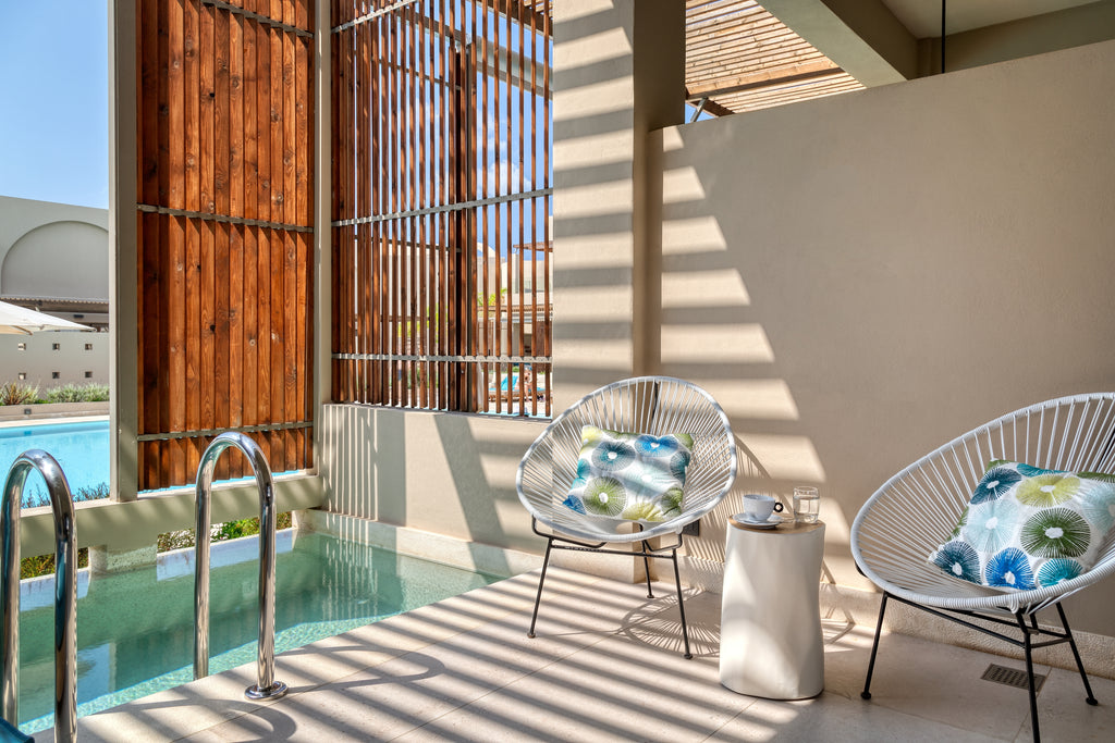 Upbeat Retreat Pool View with Heated Plunge Pool