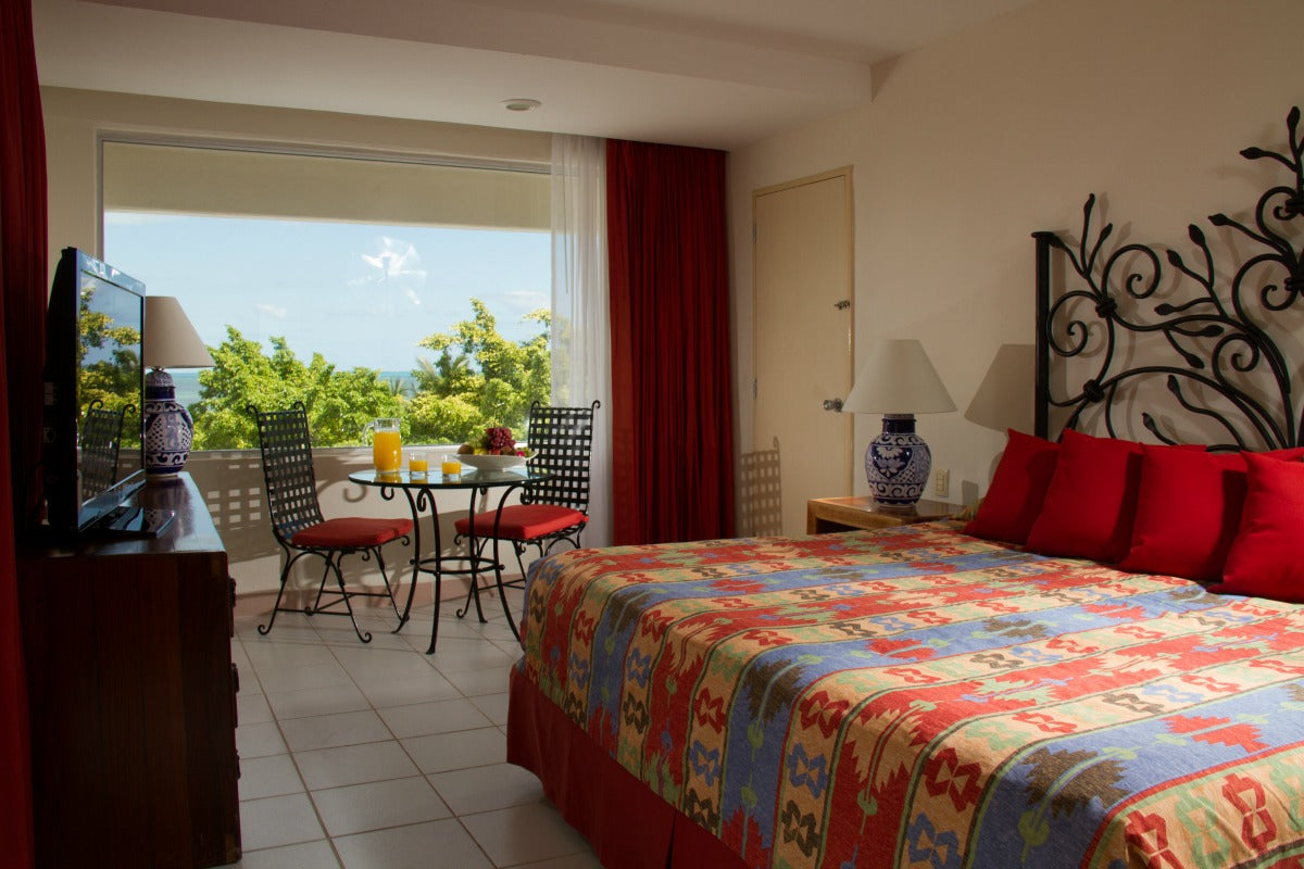 Oasis Palm Hotel