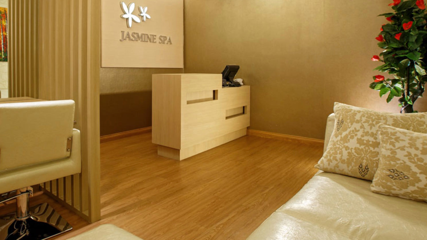 Jasmine Palace Hotel
