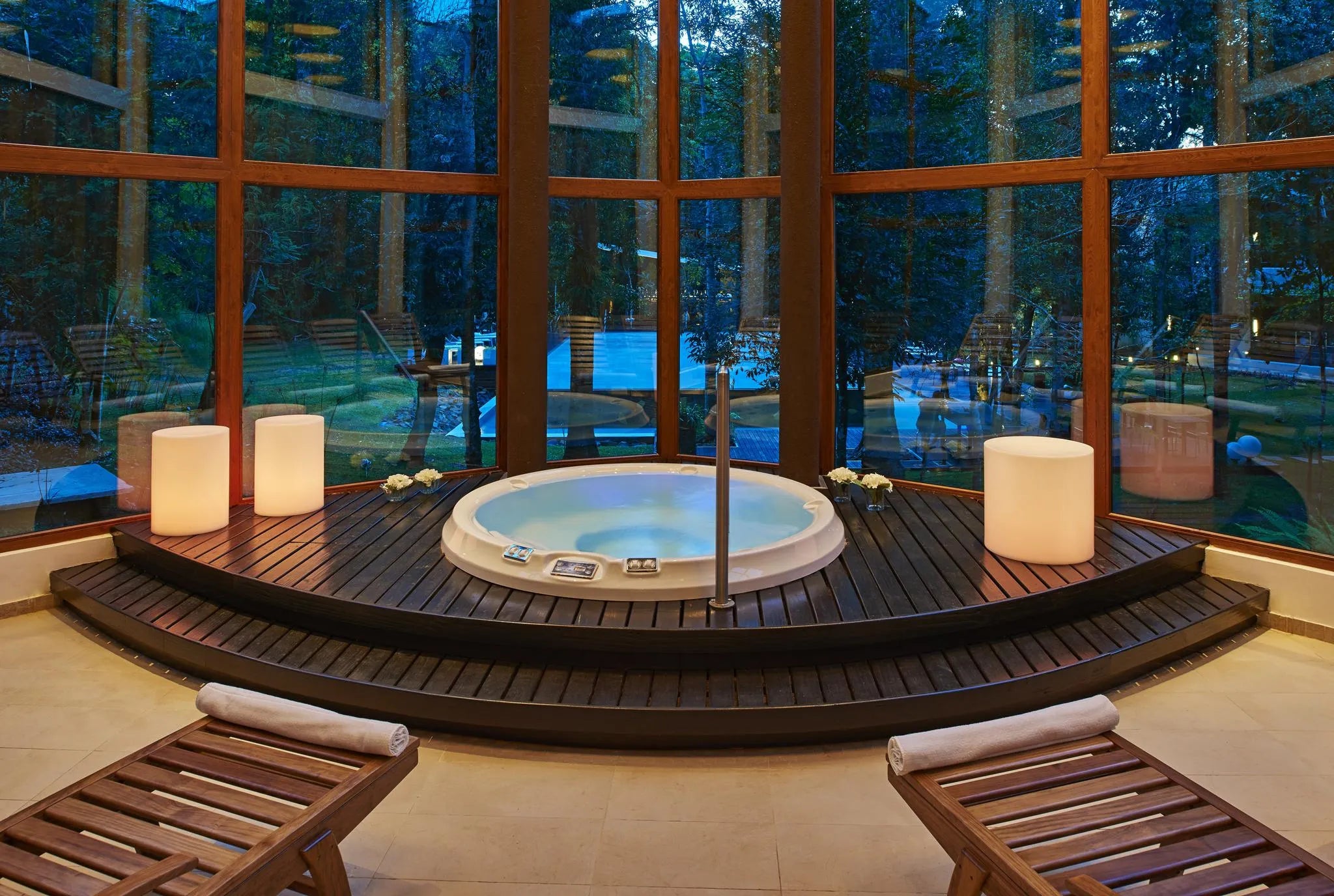 Jacuzzi at Mercure Iguazu Hotel Iru, Puerto Iguazu, Argentina.