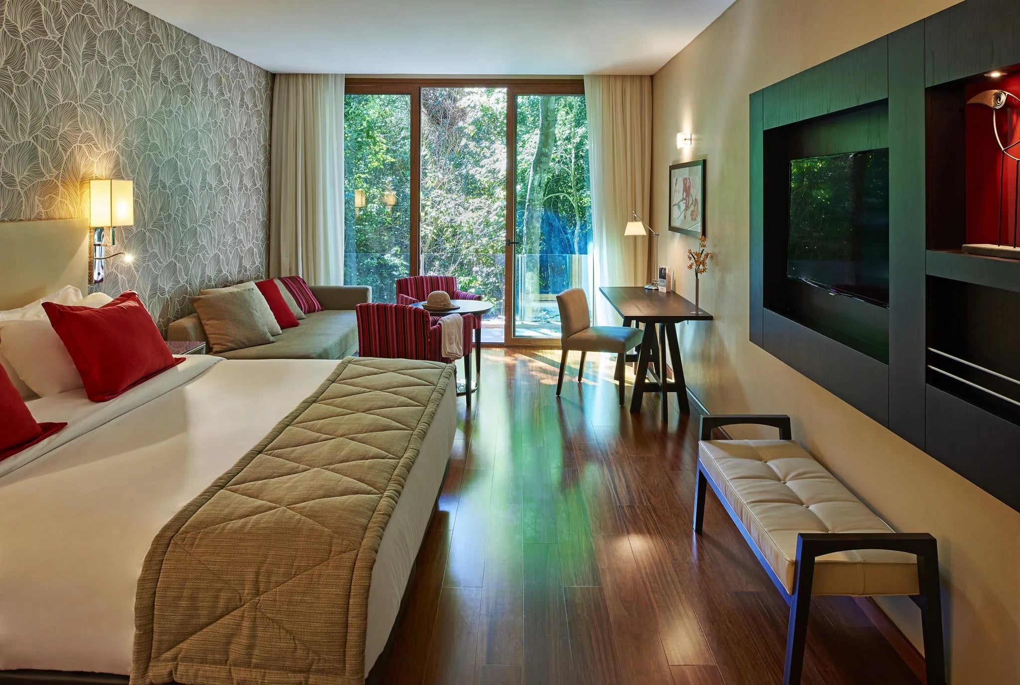 Room gallery image 1.