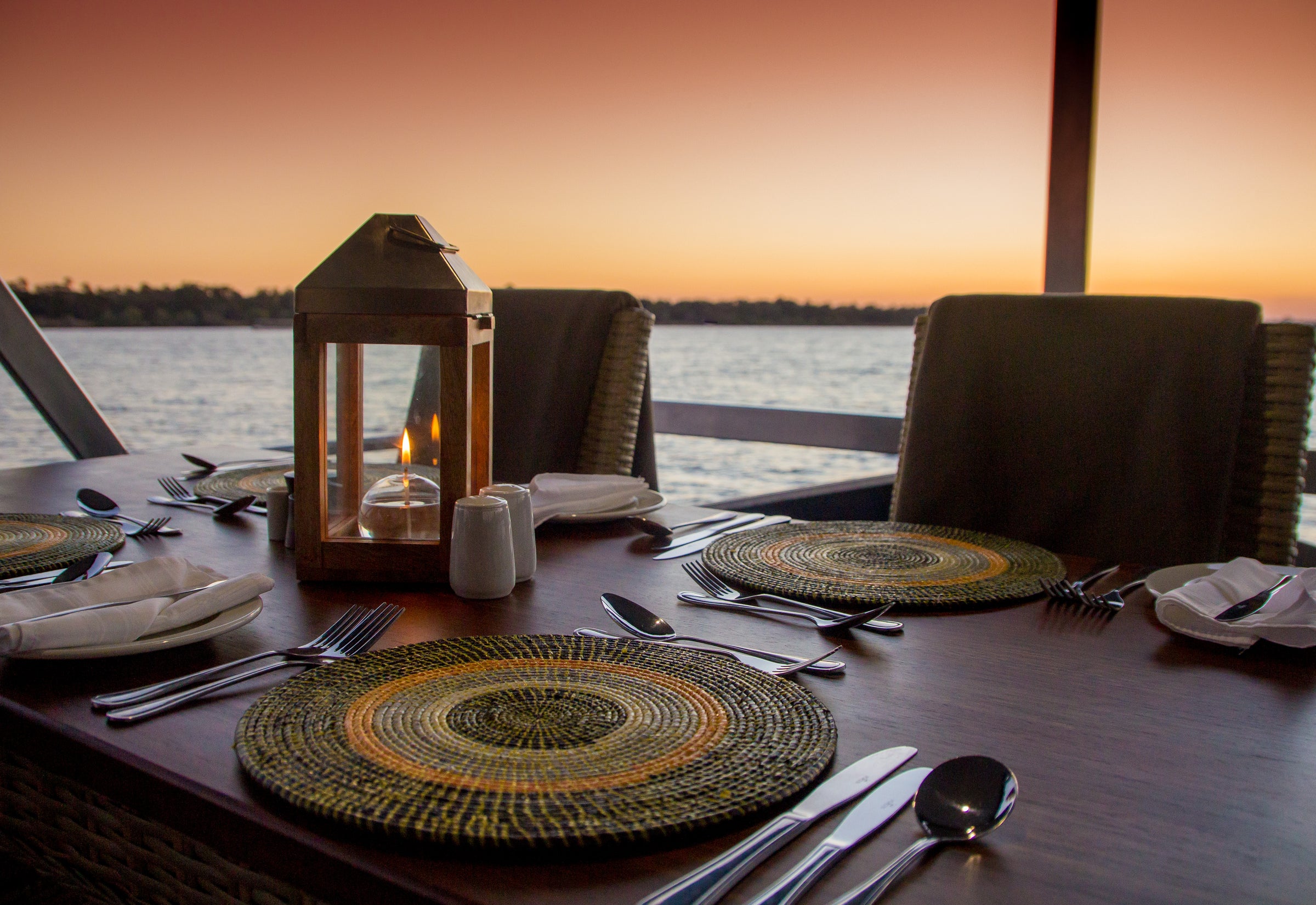 Wild Horizons Zambezi Dinner Cruise