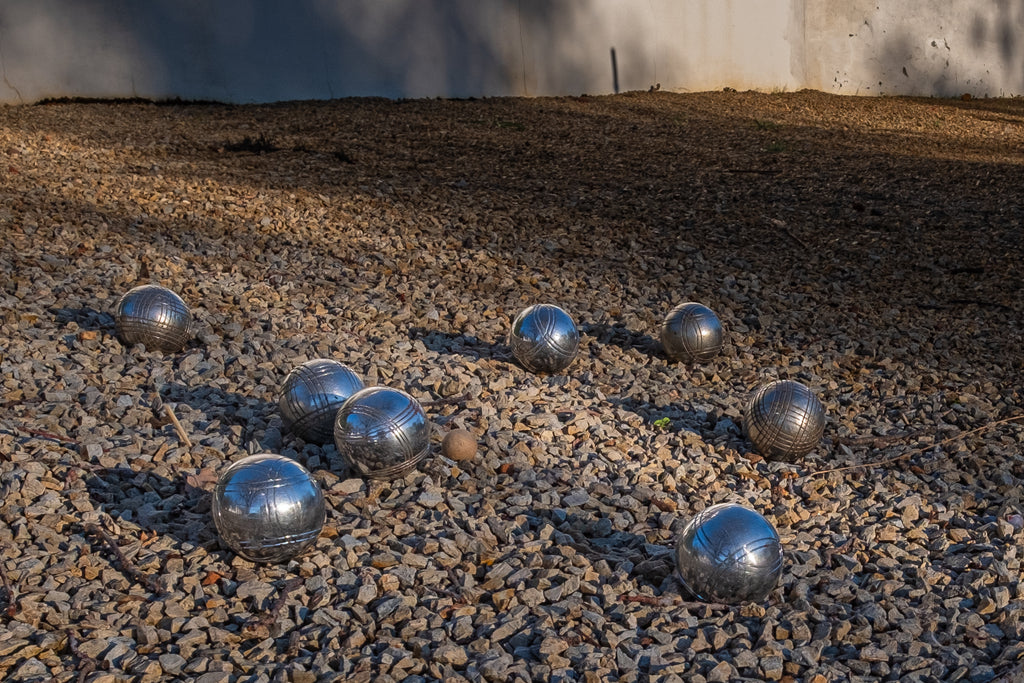 Pétanque in the garden