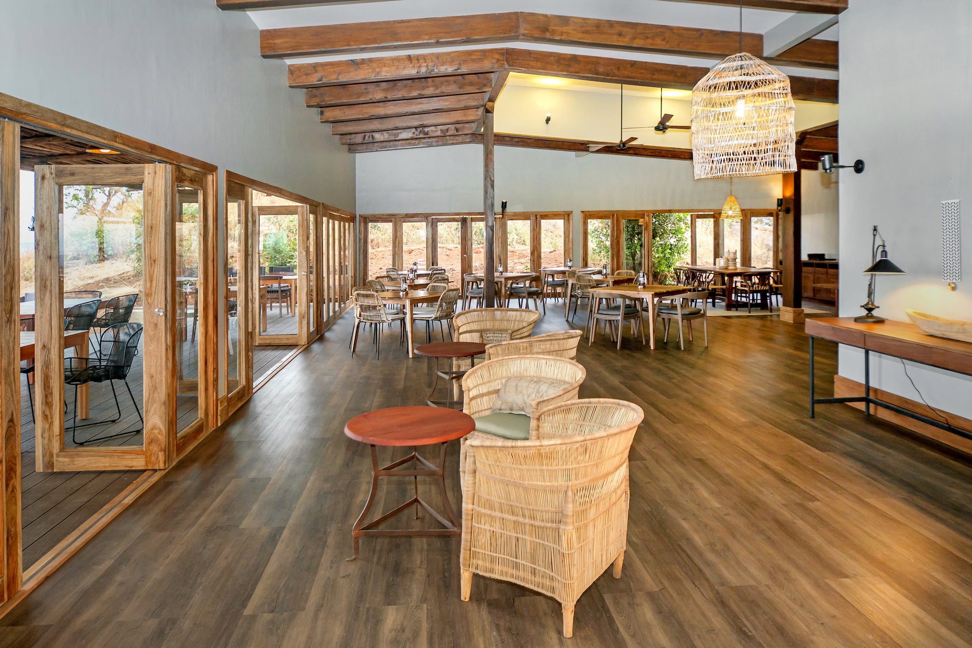 Lemala Mpingo Ridge Dining Area