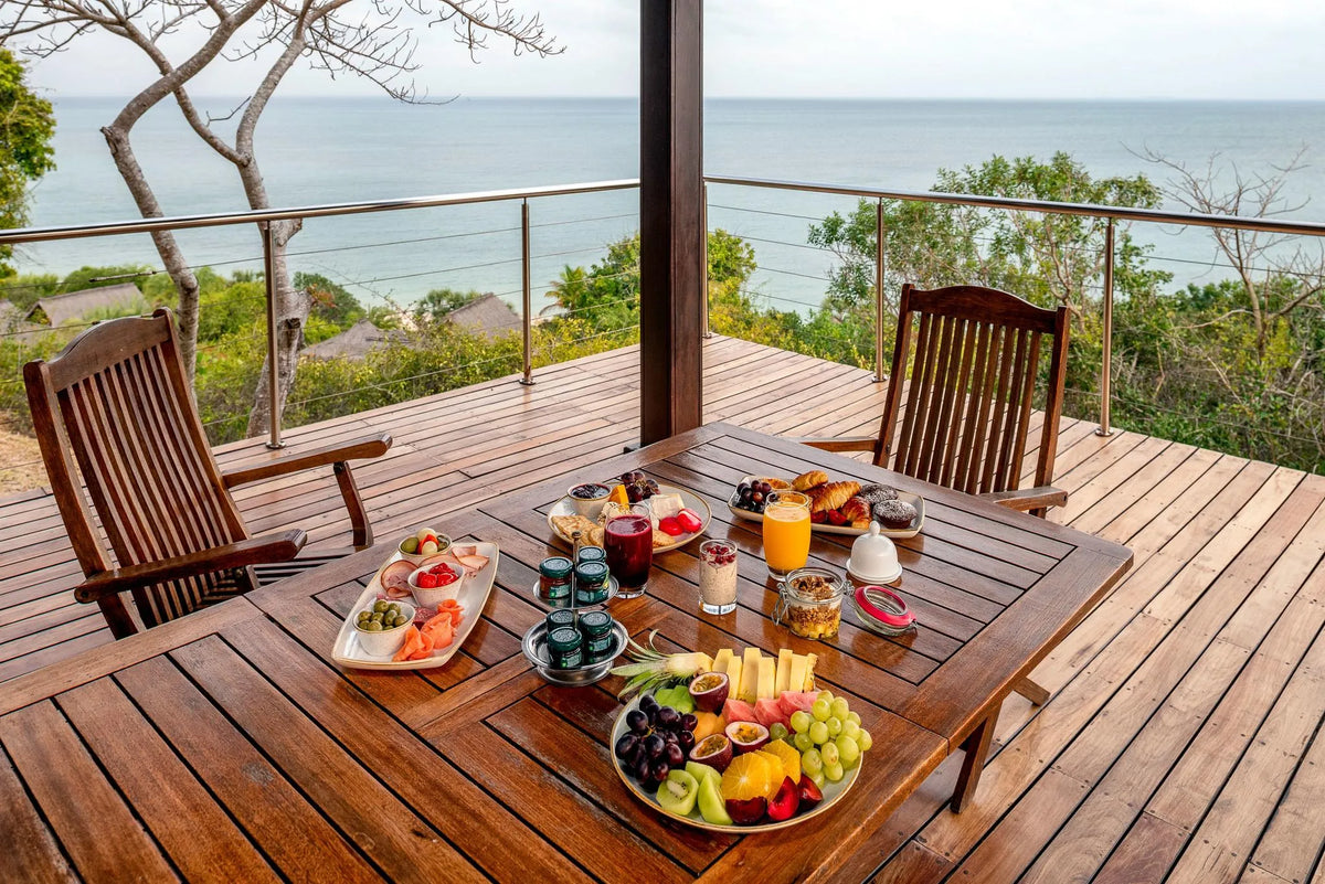 In-Villa Dining