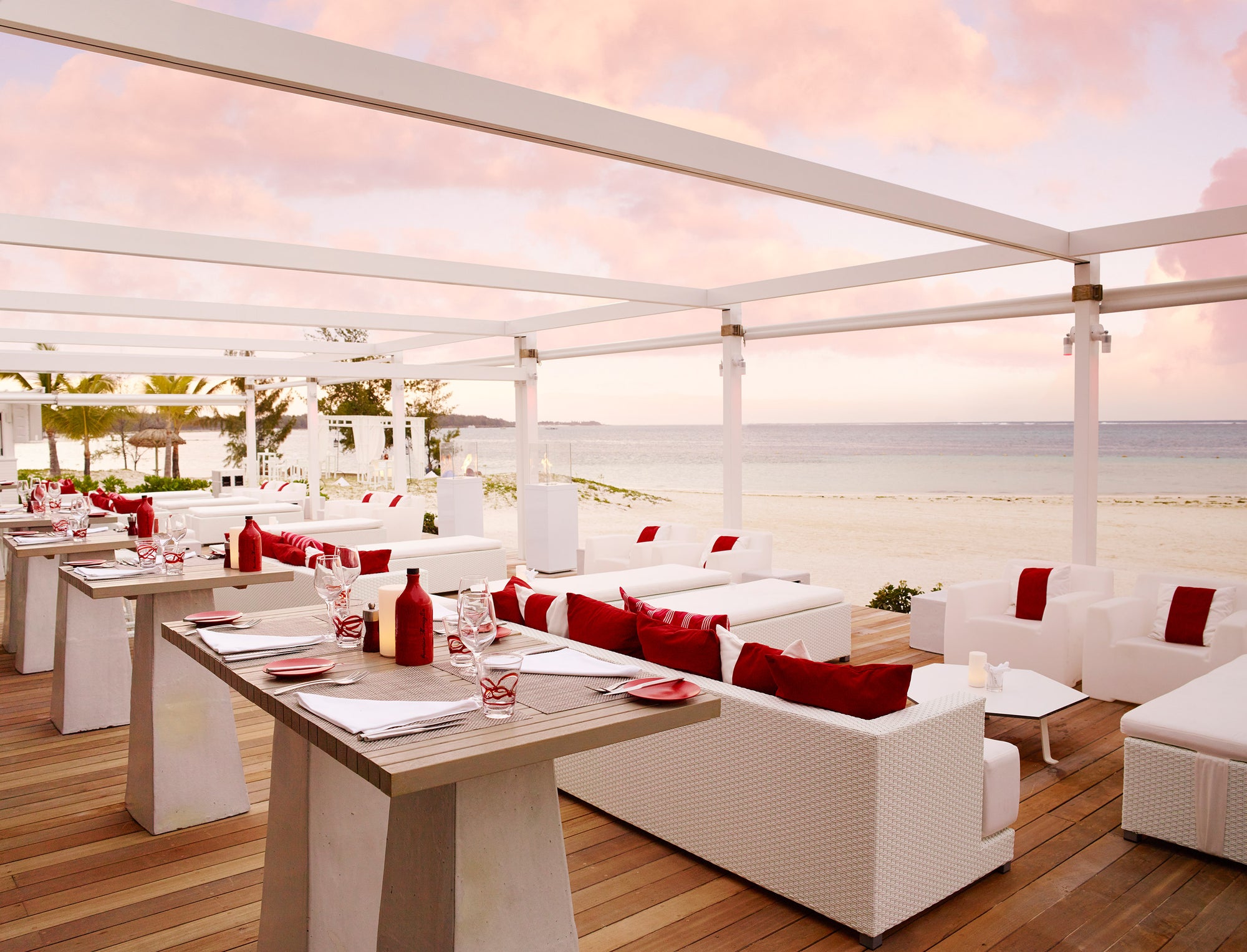 Beach Rouge (12:30pm to 3:30pm)