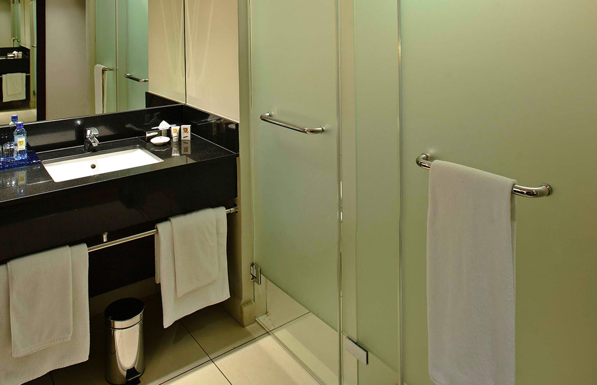 Superior Double or Twin Room gallery image 6