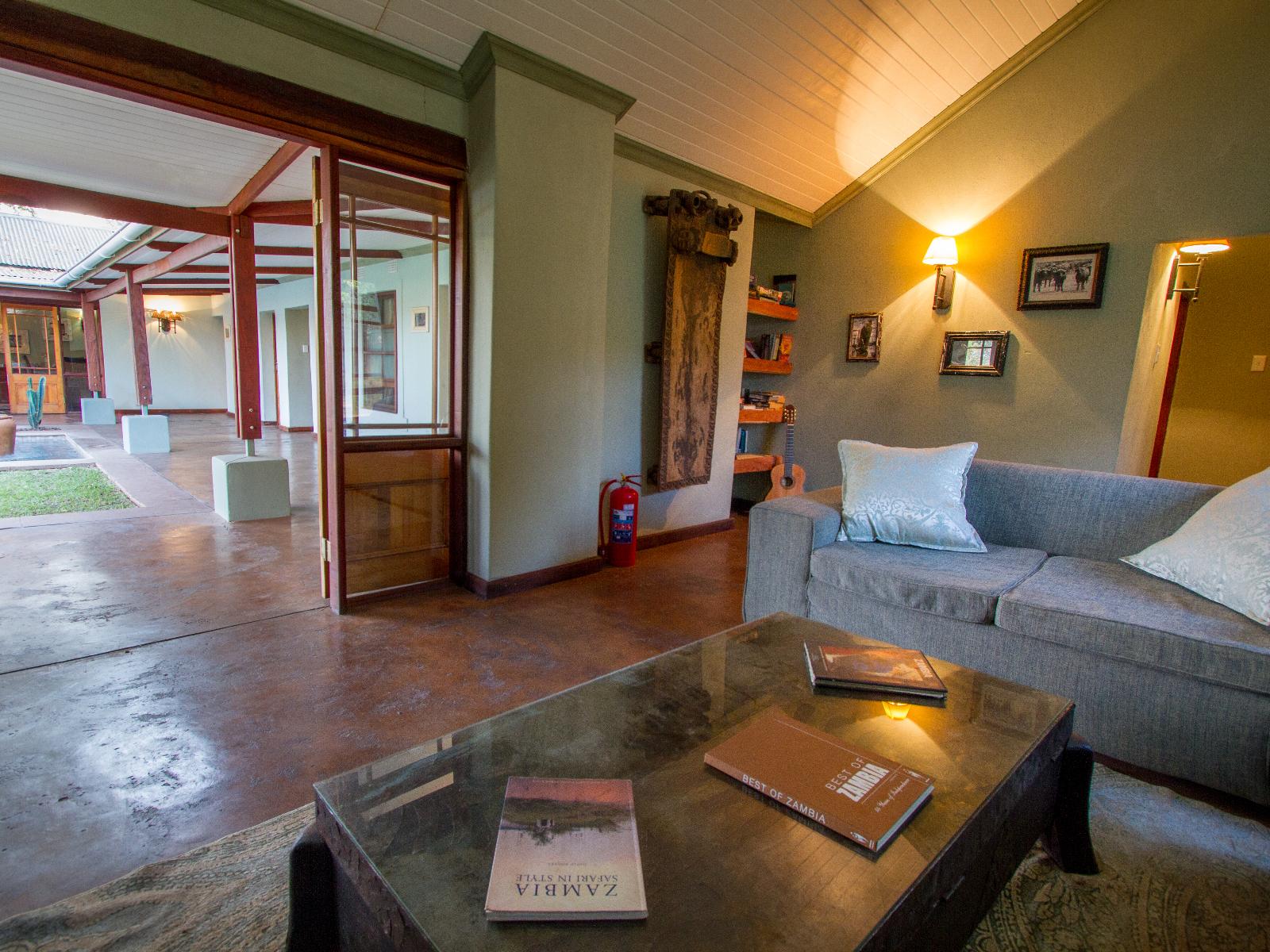 Thorntree House and Tented Camp