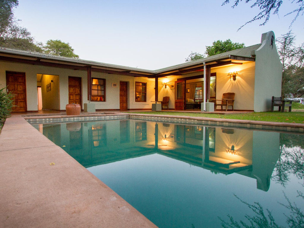 Thorntree House and Tented Camp