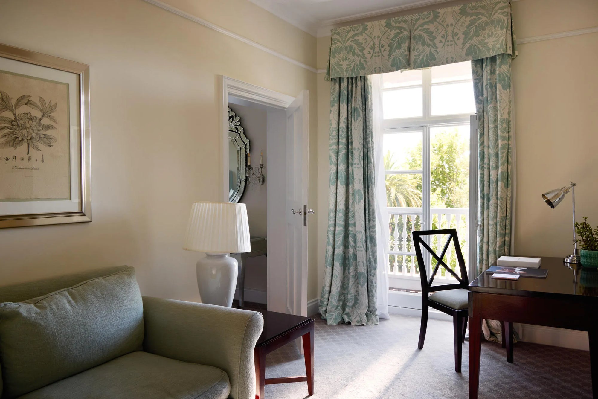 Room gallery image 2.