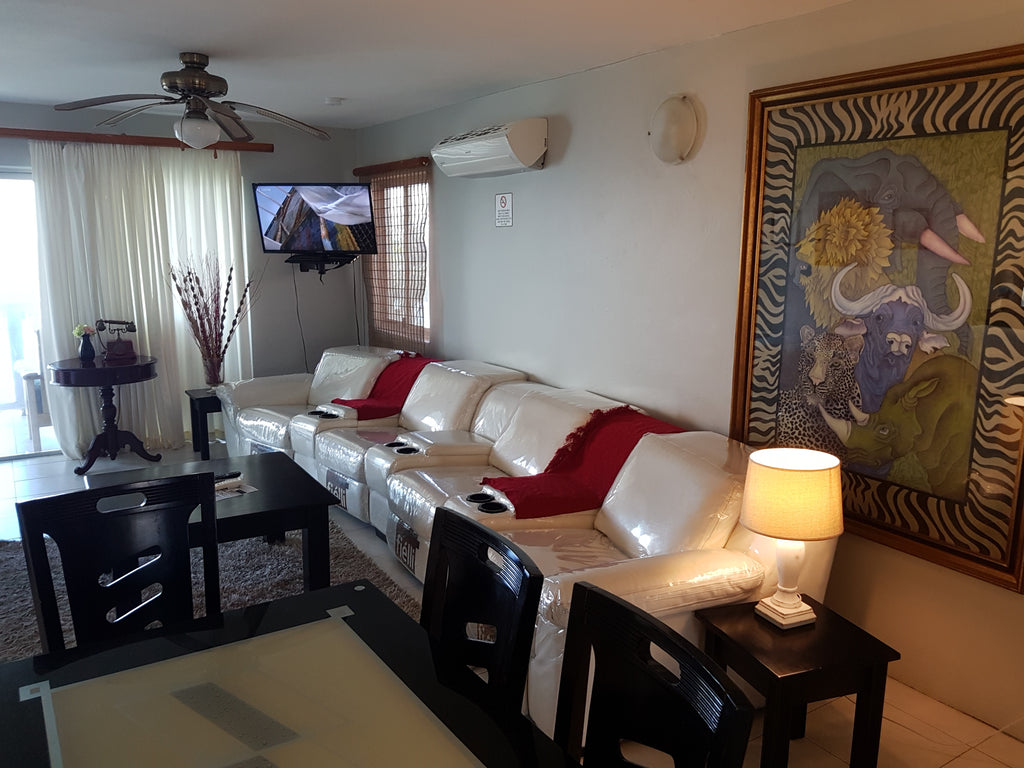 Bluff Tradewinds
