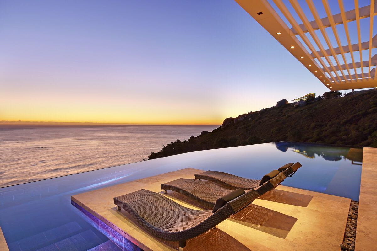 Oceana Villa Clifton