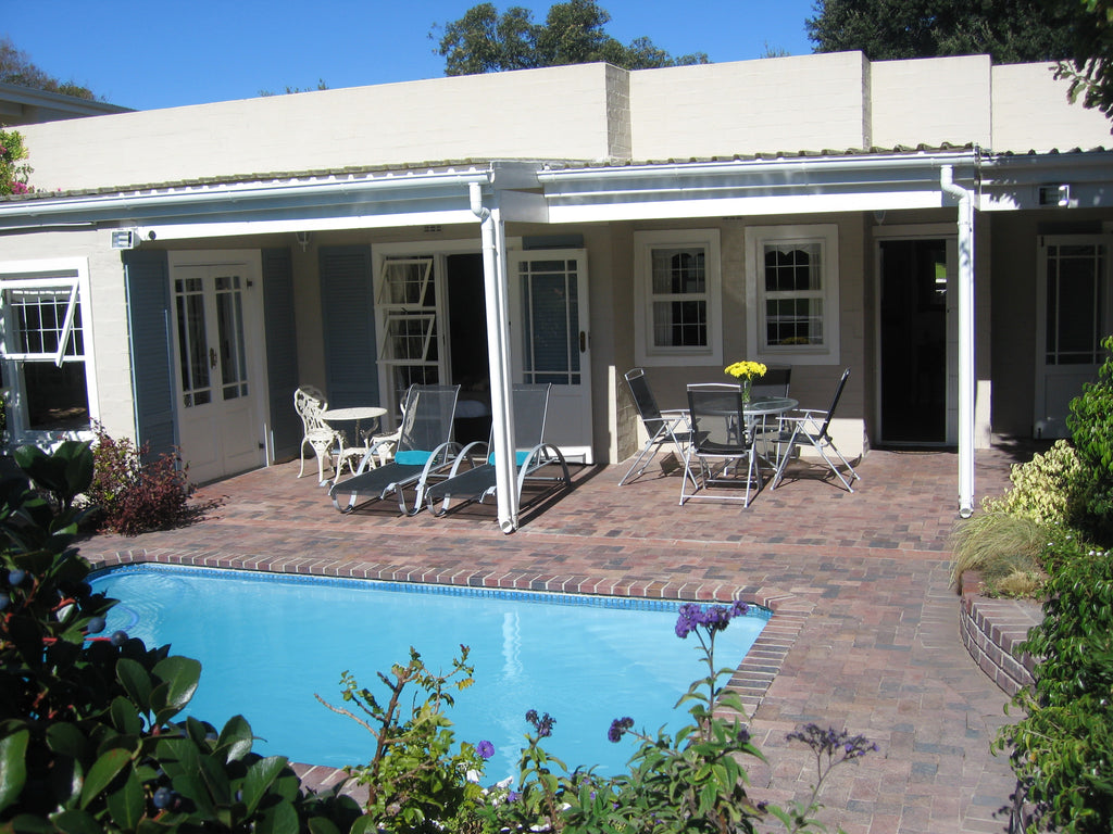 Self-Catering 2 Bedroom Cottage