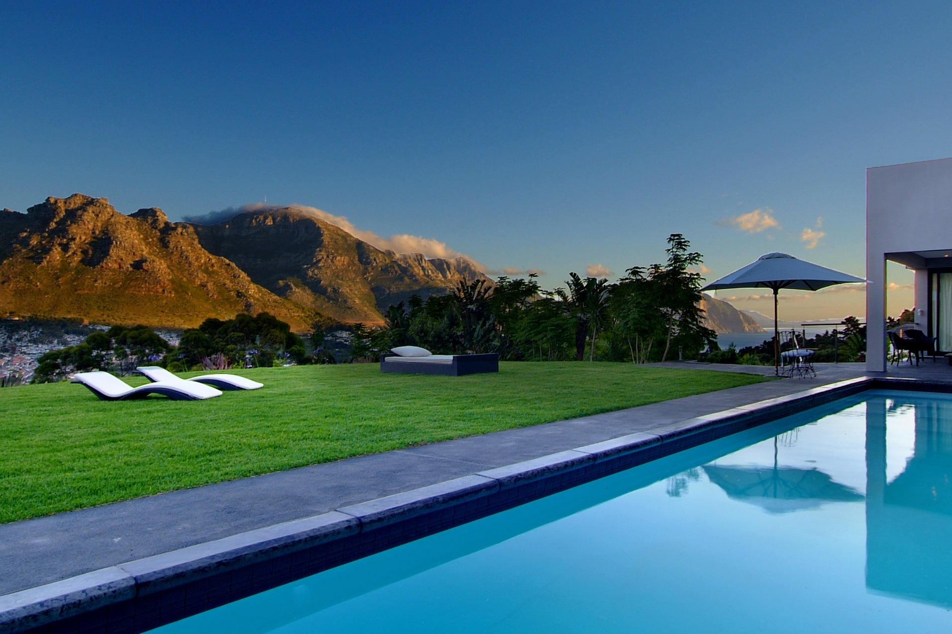 THE PLATINUM BOUTIQUE HOTEL - stunning view