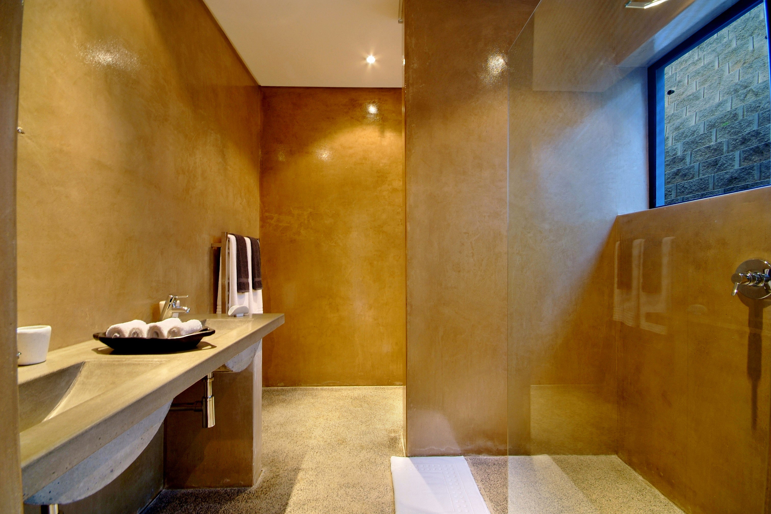 Modern bathroom of a POOL SUITE