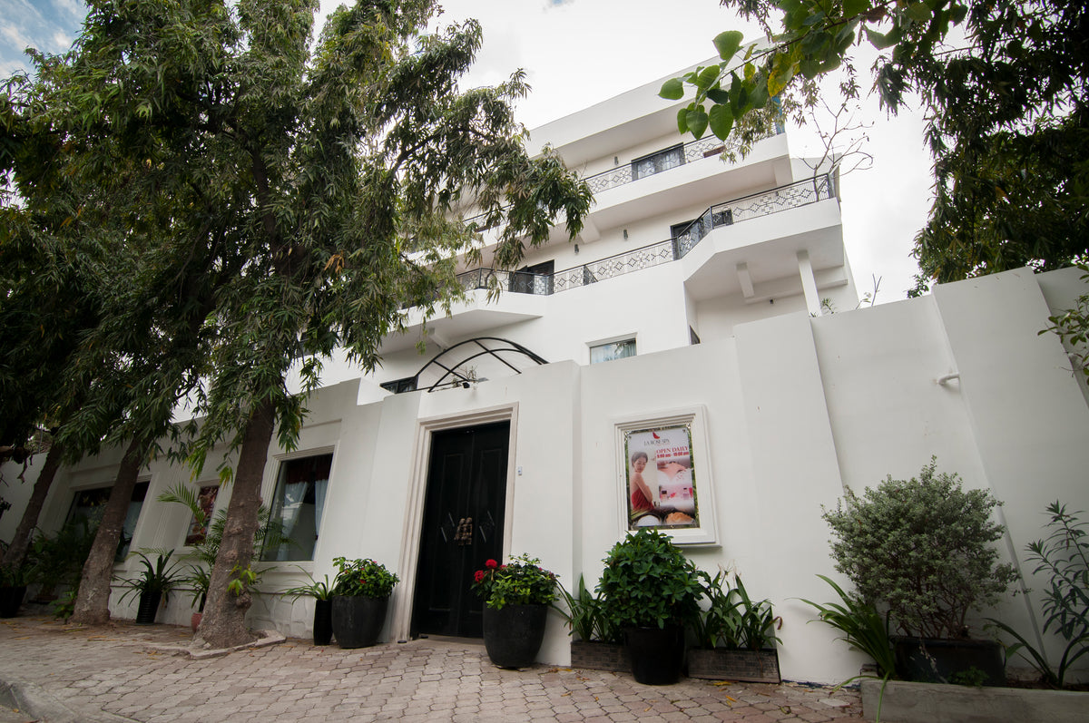 La Rose Suites