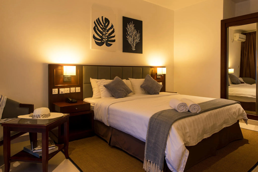 Room gallery image 3.