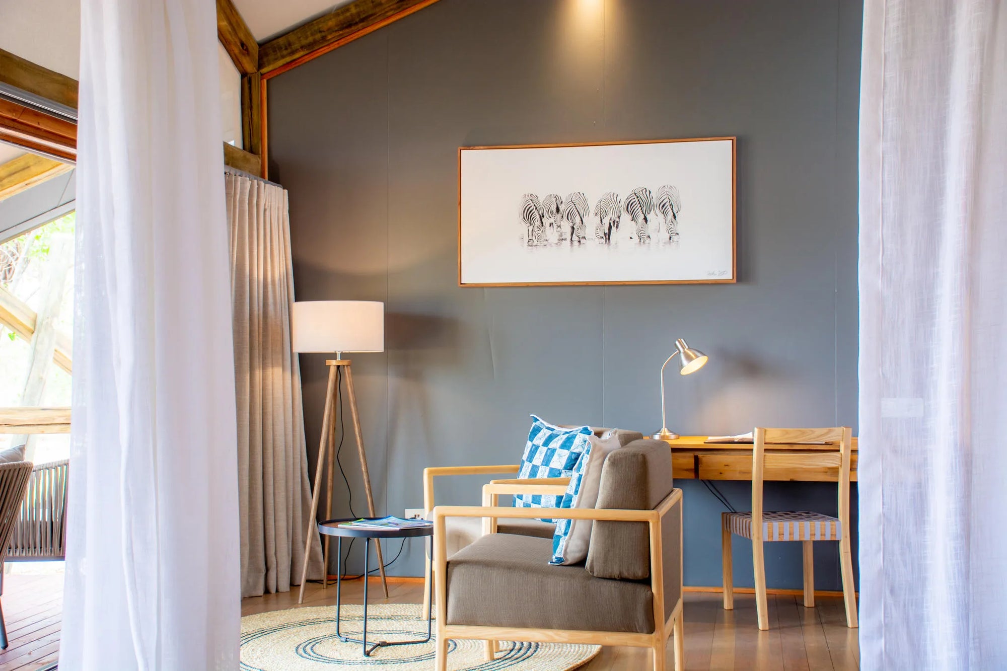 Room gallery image 4.