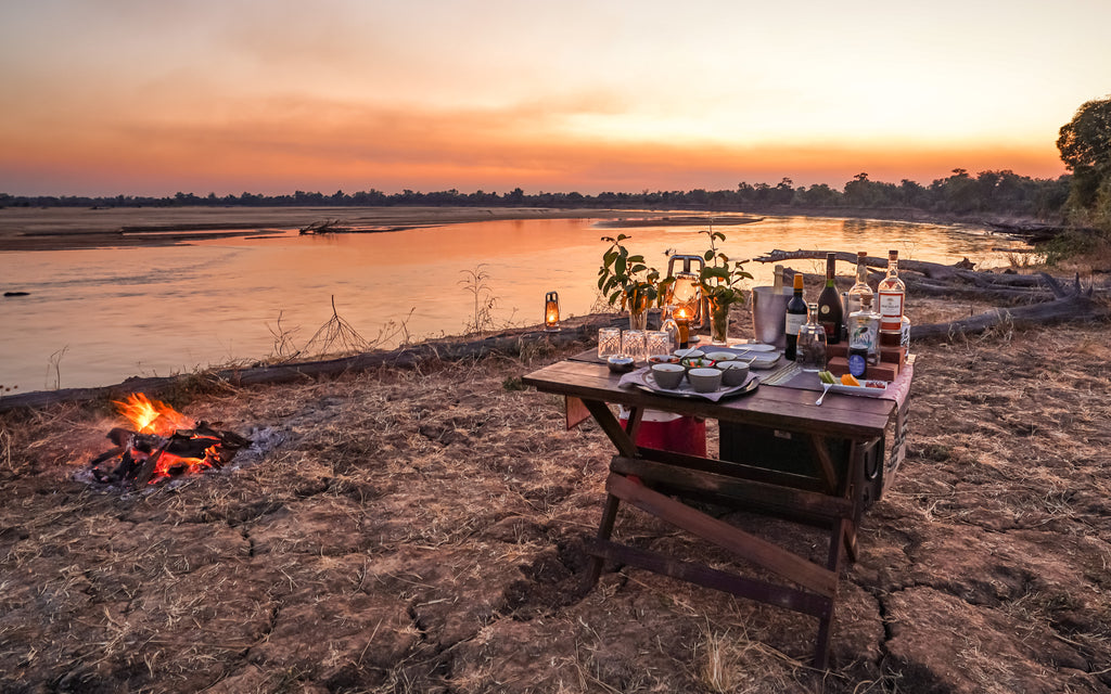 Afternoon Game Drive followed by Sundowner time and Night drive