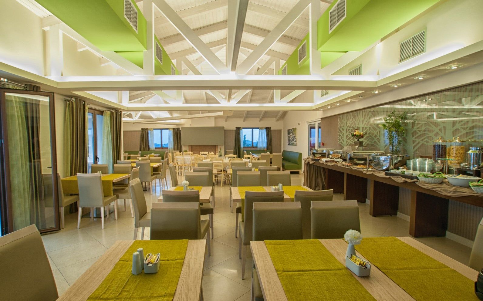 Arty Grand Hotel
