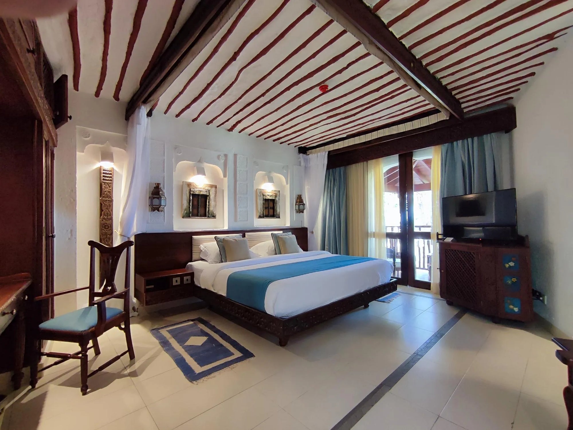 Room gallery image 2.