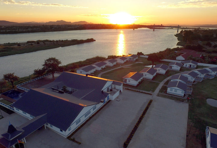 Tete Ferry Sun