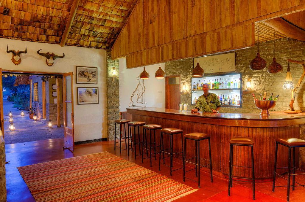 Ndutu Safari Lodge bar