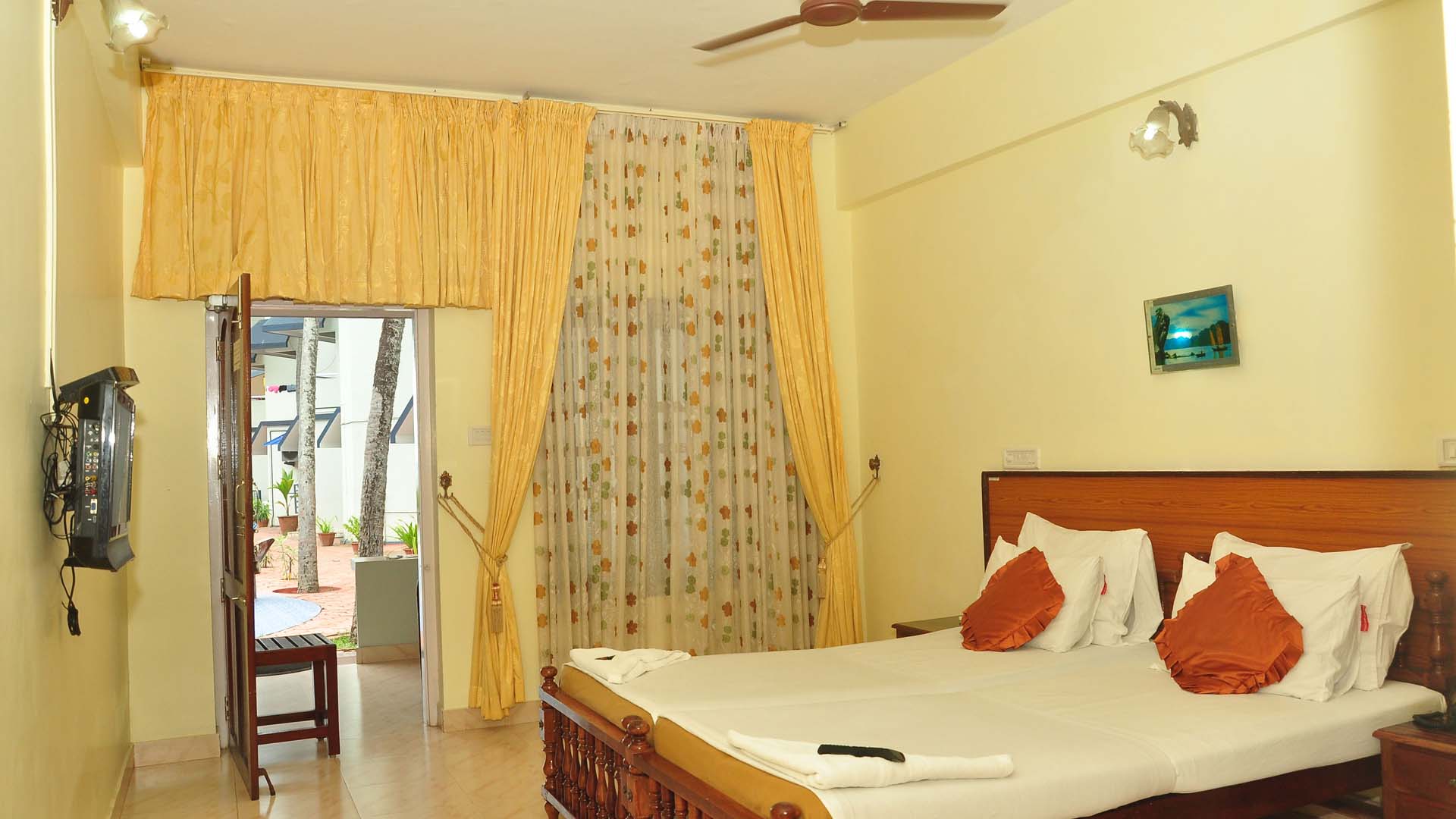 Pappukutty Beach Resort