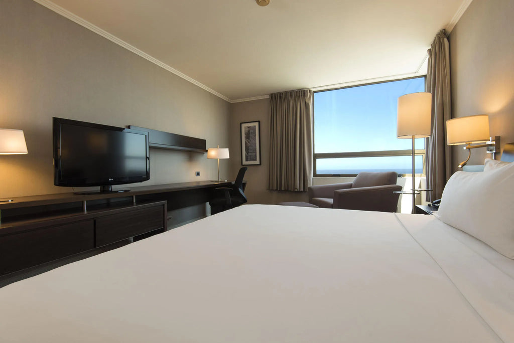 Room gallery image 1.