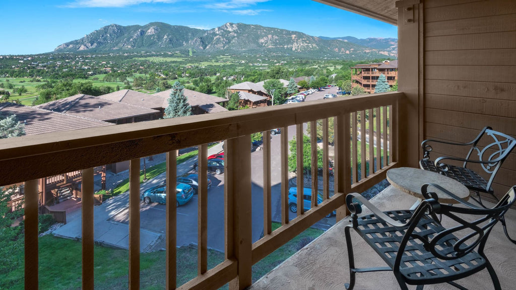 Cheyenne Mountain Resort