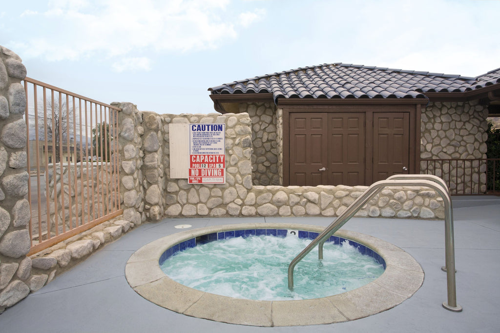 Travelodge Santa Clarita/Valencia