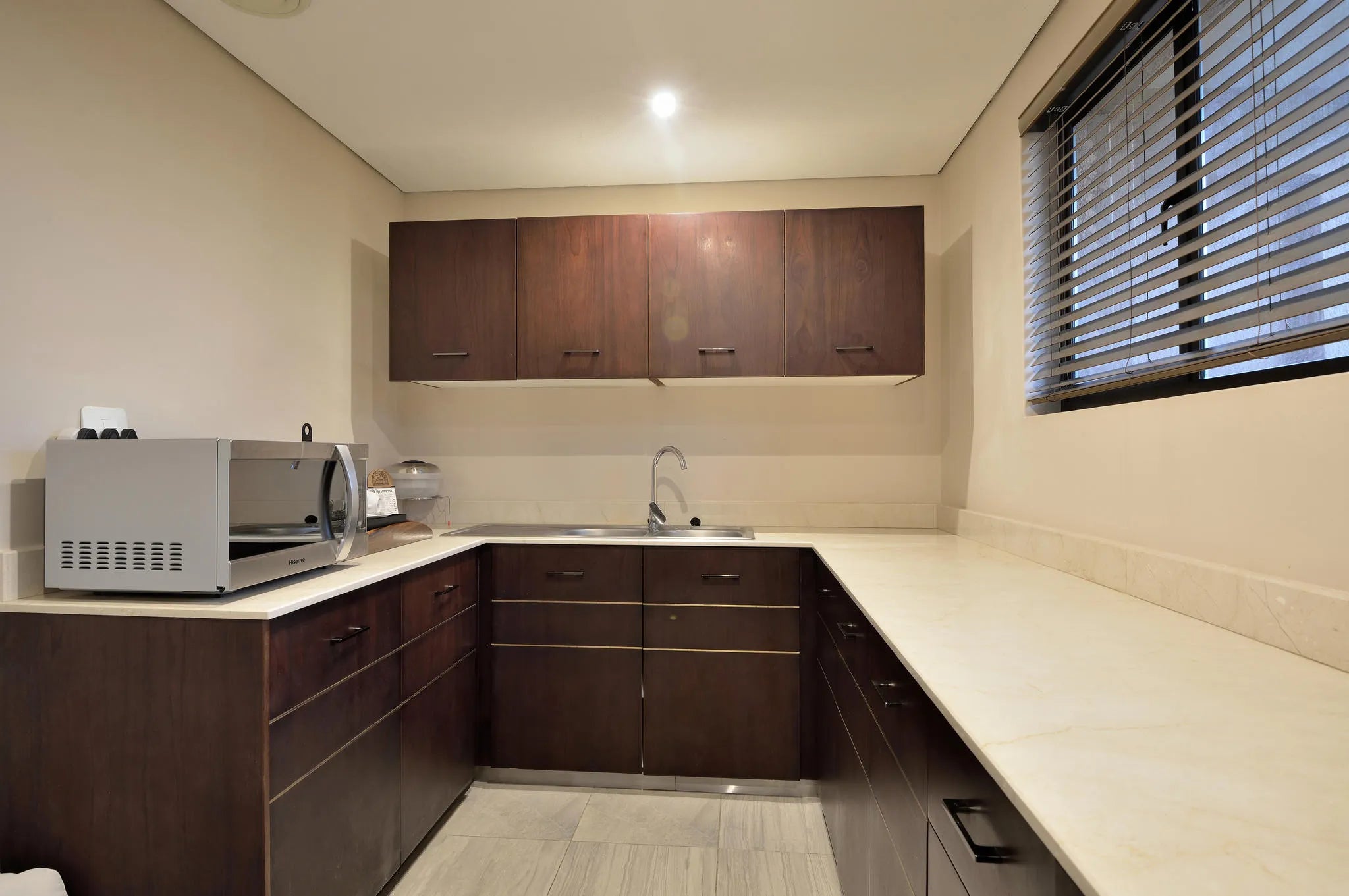 Room gallery image 7.