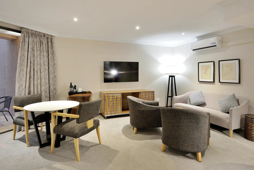 Room gallery image 2.